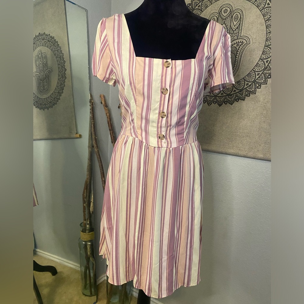 Xhilaration Pink and Purple Flutter Sleeve Sundress